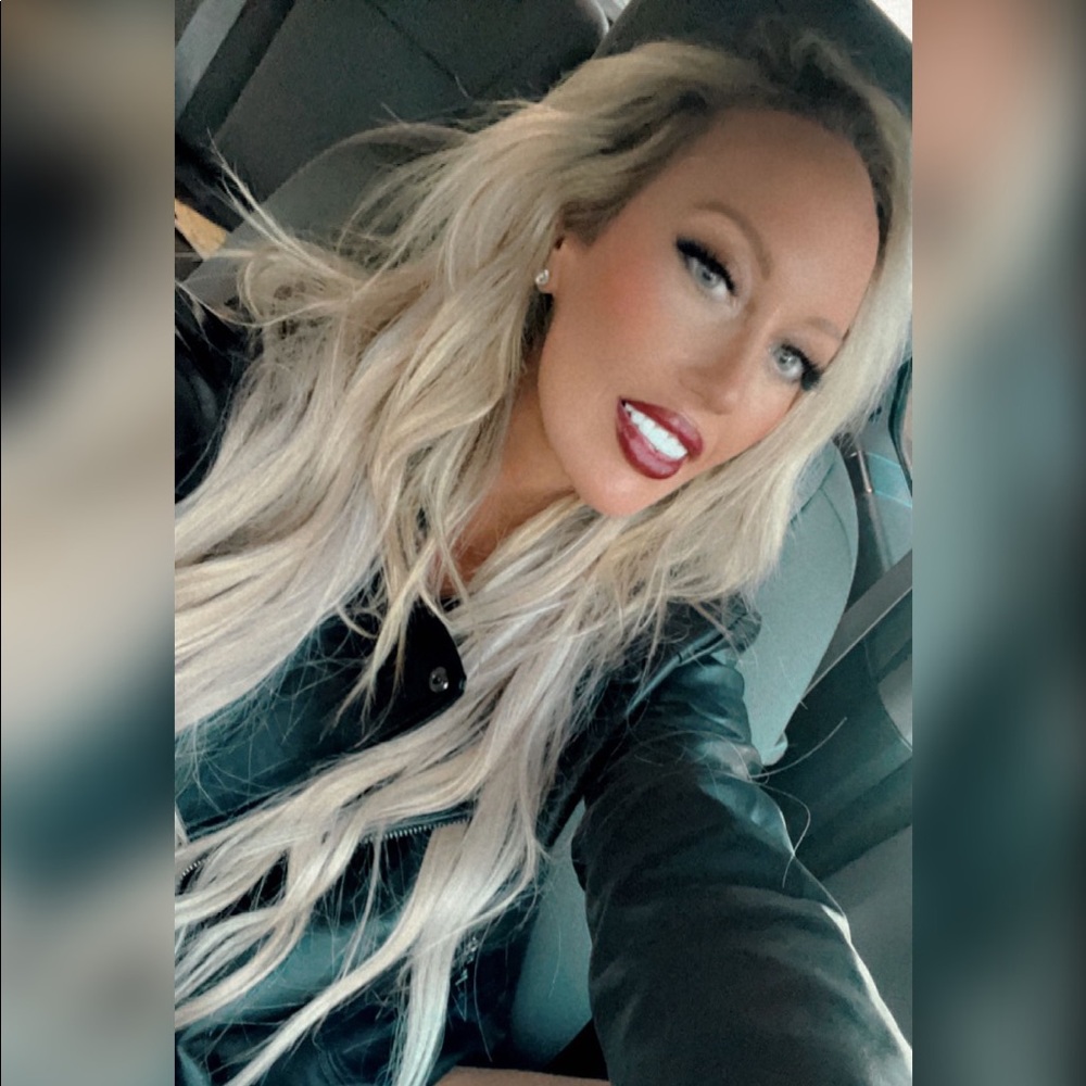 Meet your Posher, Kristin